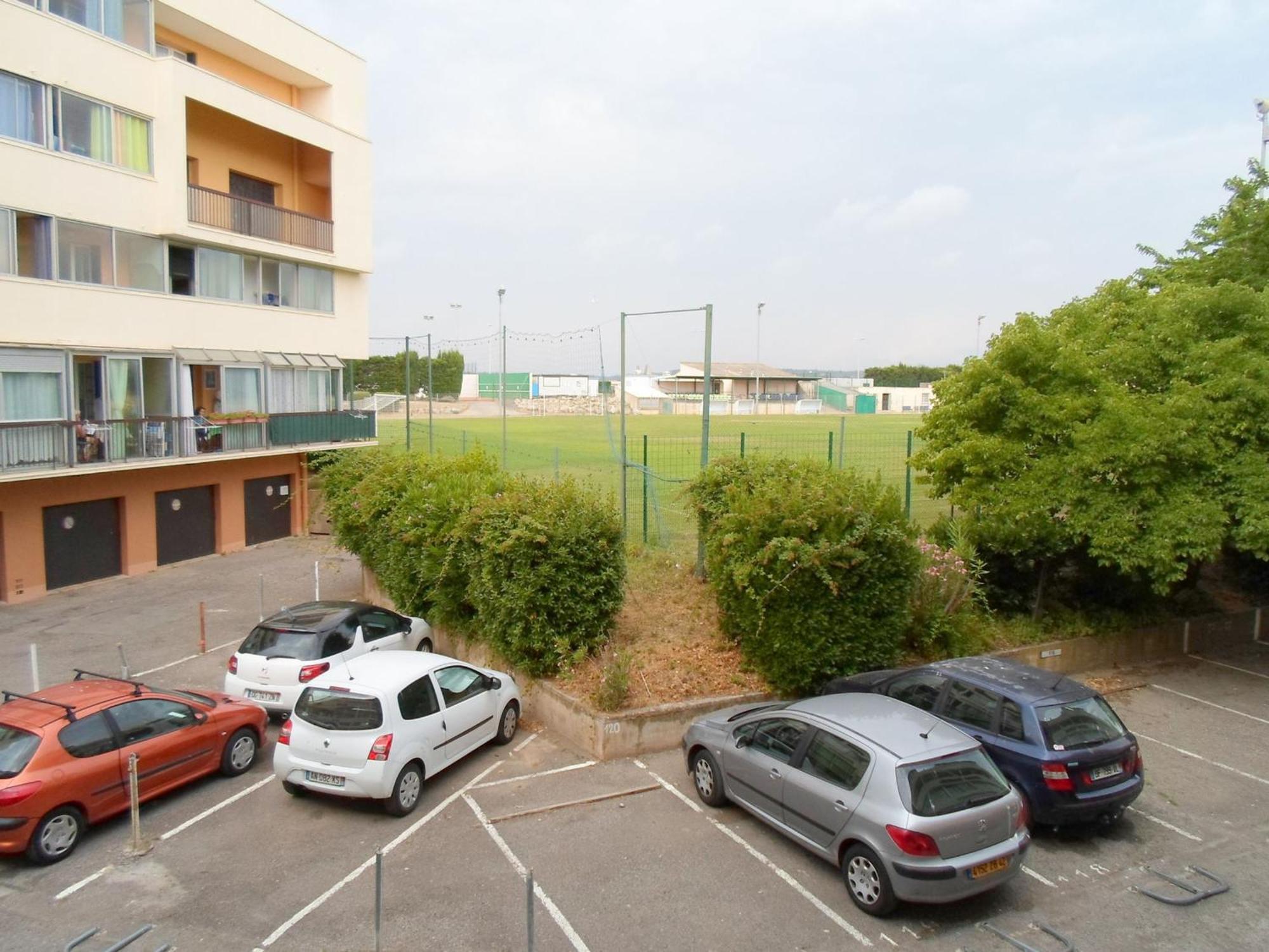 Appartement 2 Etoiles Proche Du Stade Et Des Thermes A Balaruc-Les-Bains, Avec Parking Et Balcon Ferme - Fr-1-503-84 Exteriér fotografie